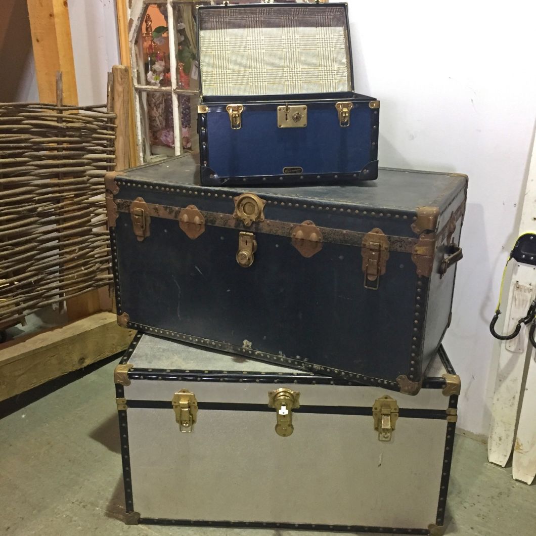 classic trunk luggage