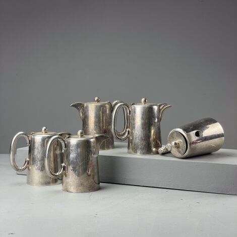 Simple Silver Teapot (x5 available) - RENTAL ONLY