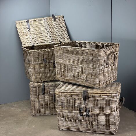 Large Wicker Hampers (6 available) - RENTAL ONLY