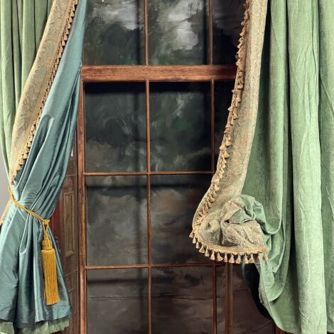 Curtain 24a Green with Gold Border and Emerald lining Gold Trim 2.8 m (9’) long (1 Pair) - RENTAL ONLY