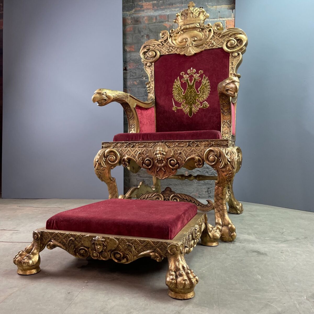 Tsars Throne - RENTAL ONLY - Brandon Thatchers