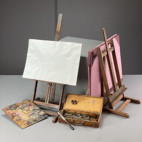 Table Top Easels (pair) - RENTAL ONLY