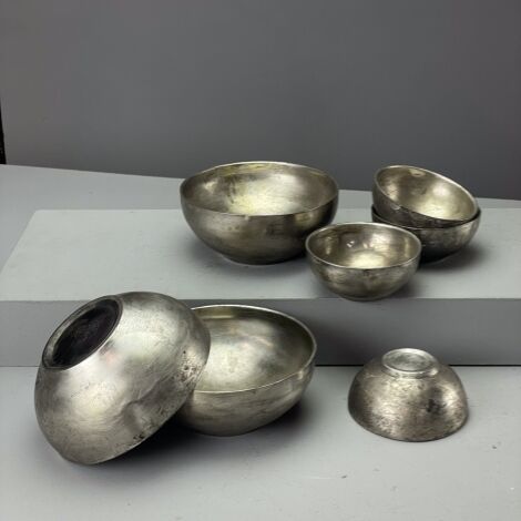 Vintage Metallic Bowls Set (x7) - RENTAL ONLY